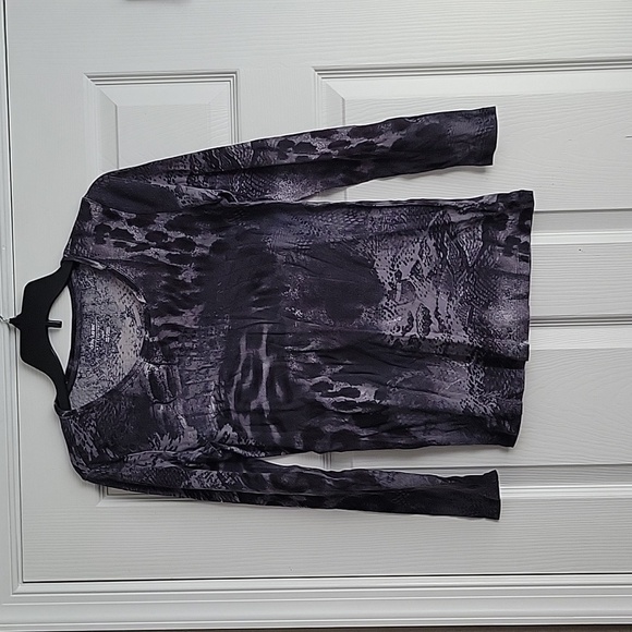 Daisy Fuentes My Favorite Long Sleeve Tee - Picture 1 of 10